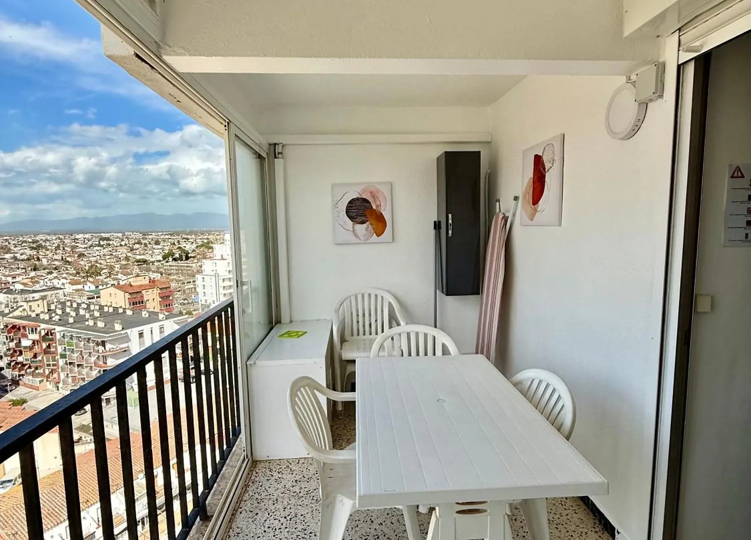 Awaydays - Karina - 1St Sea Line Studio Empuriabrava Apartment